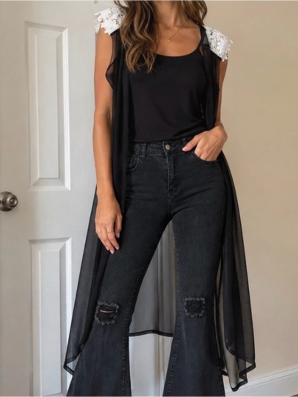 Aeropostale Black Sleeveless Lace-Shoulder Tunic Top